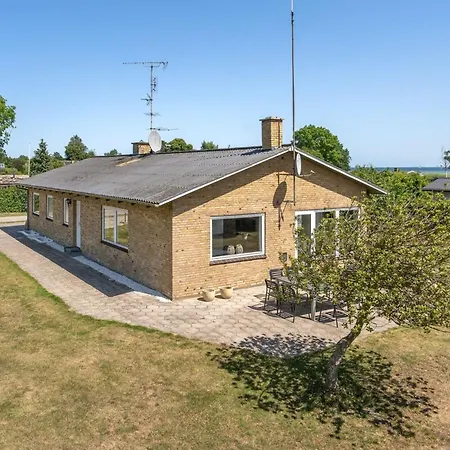 Ilda - 250m From The Sea By Interhome Spodsbjerg