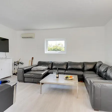 Dom wakacyjny Ilda - 250m From The Sea By Interhome